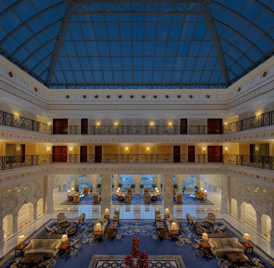 כוויית The Regency Hotel Kuwait מראה חיצוני תמונה The interior of the hotel